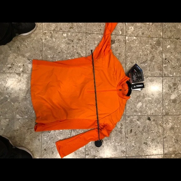 Adidas athletic X Terrex Agravic top - Picture 3 of 10